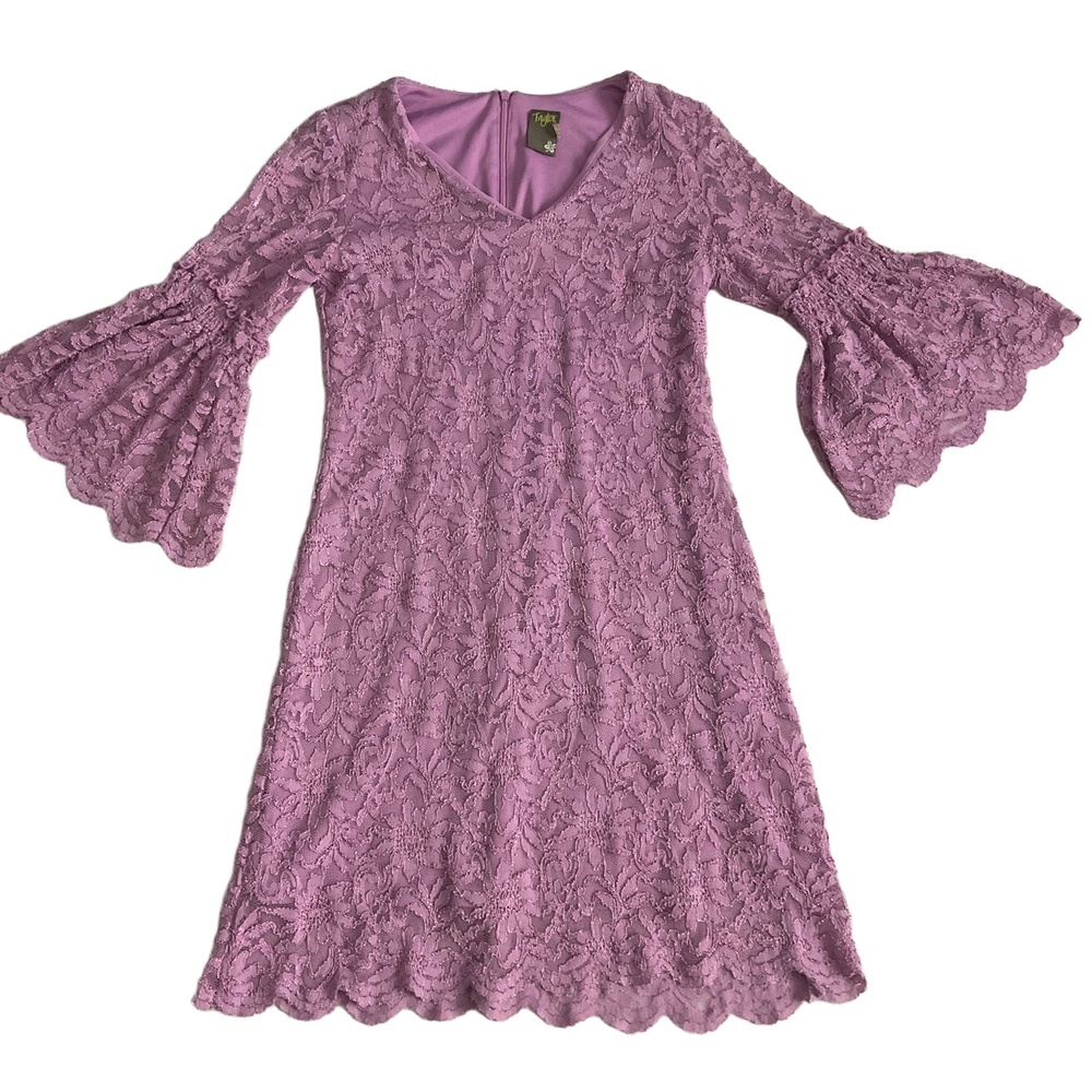 Taylor‎ Lavender Lace Bell Sleeves V-Neck A-Line Dress Size 2